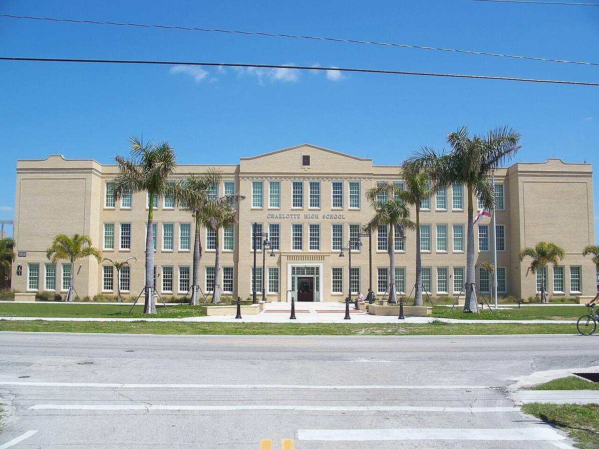 Thunderbolt Networks is providing electrical services for Charlotte County Public Schools, bringing LED lighting upgrades and infrastructure improvements to campuses across the district.